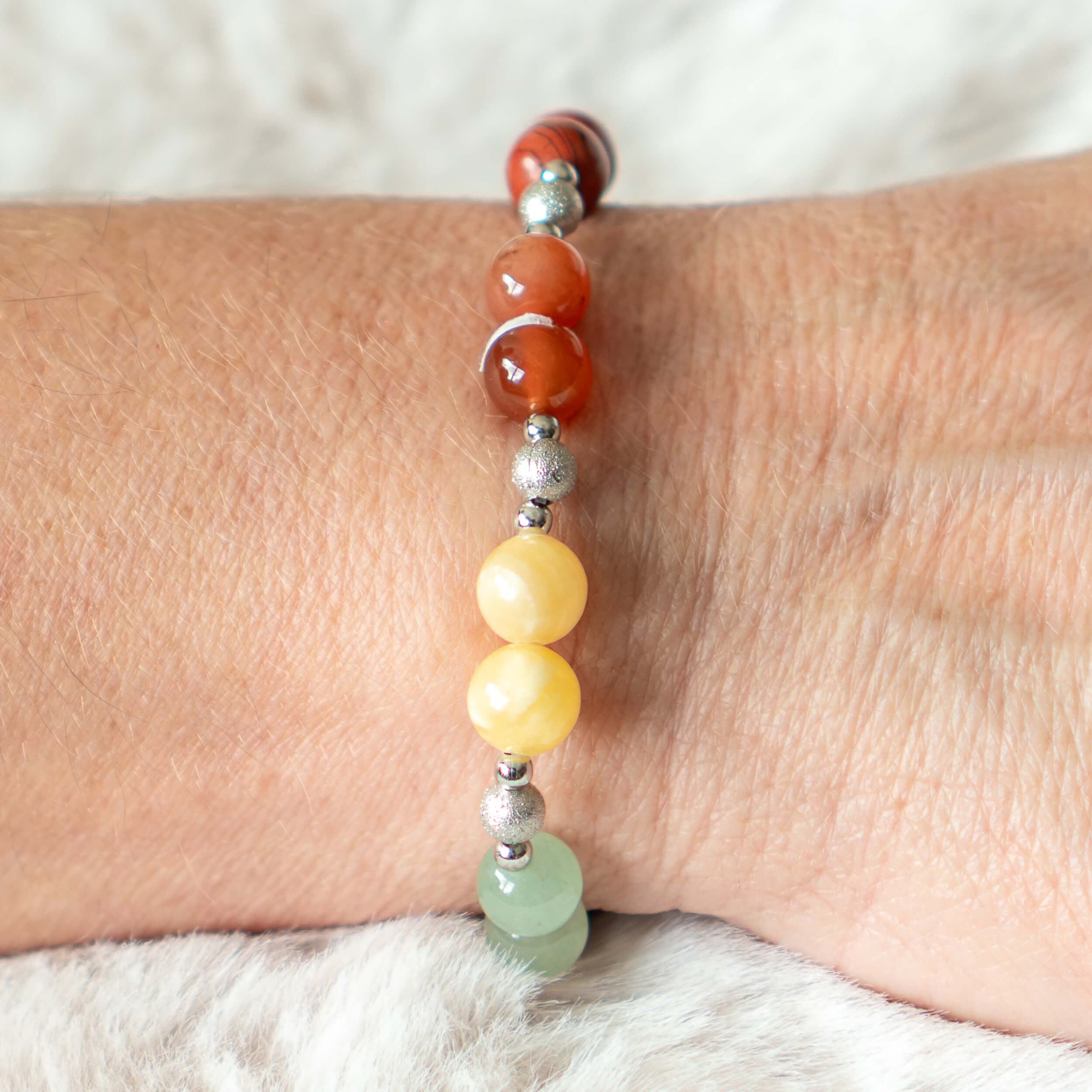 Armband 7 Chakren mit Silberkugeln
