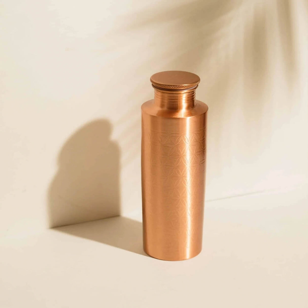 Kupferflasche mit „Blume des Lebens“
