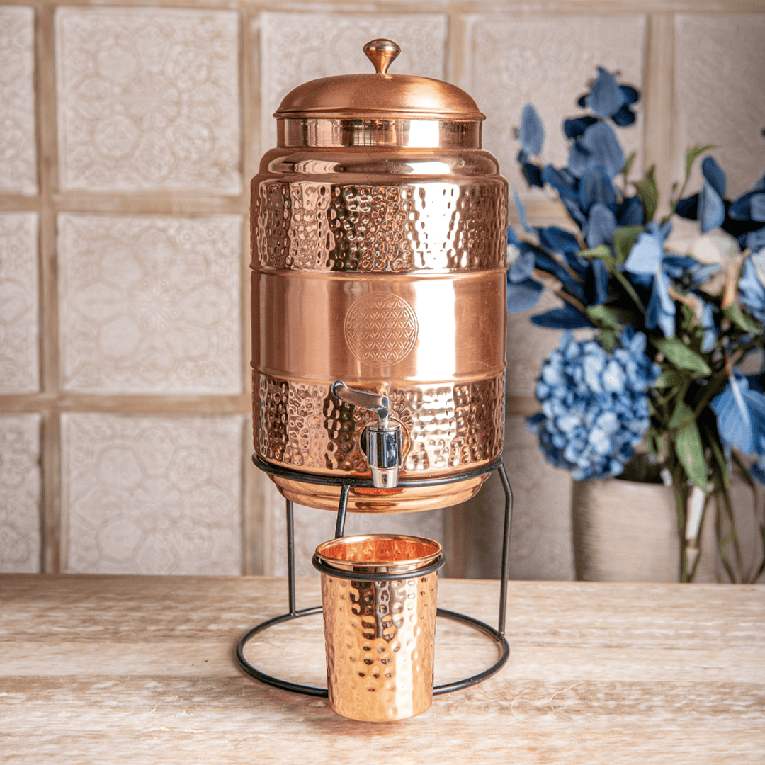 Edler Kupfer Wasserspender 5 Liter mit Kupferbecher