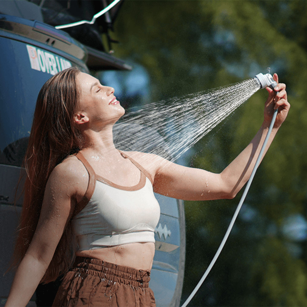 Tragbare Sofortdusche für unterwegs mit Akku und USB-C